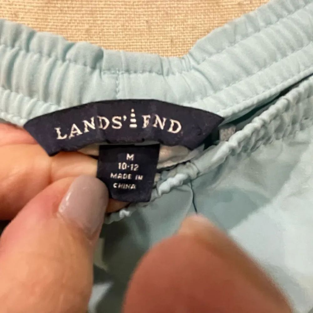 Lands End Shorts - Picture 2 of 4